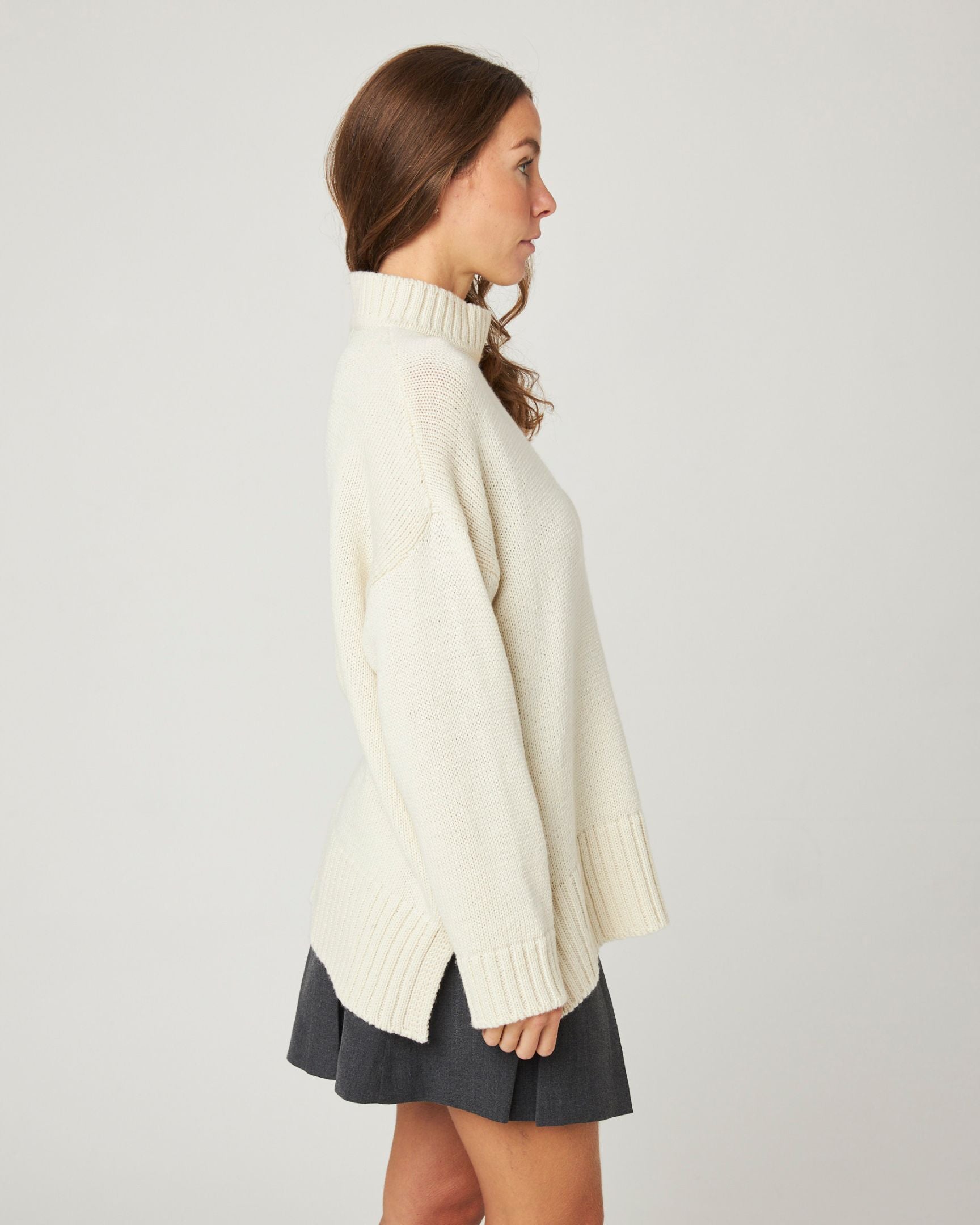 Image of model wearing Bearing Full Jumper. 