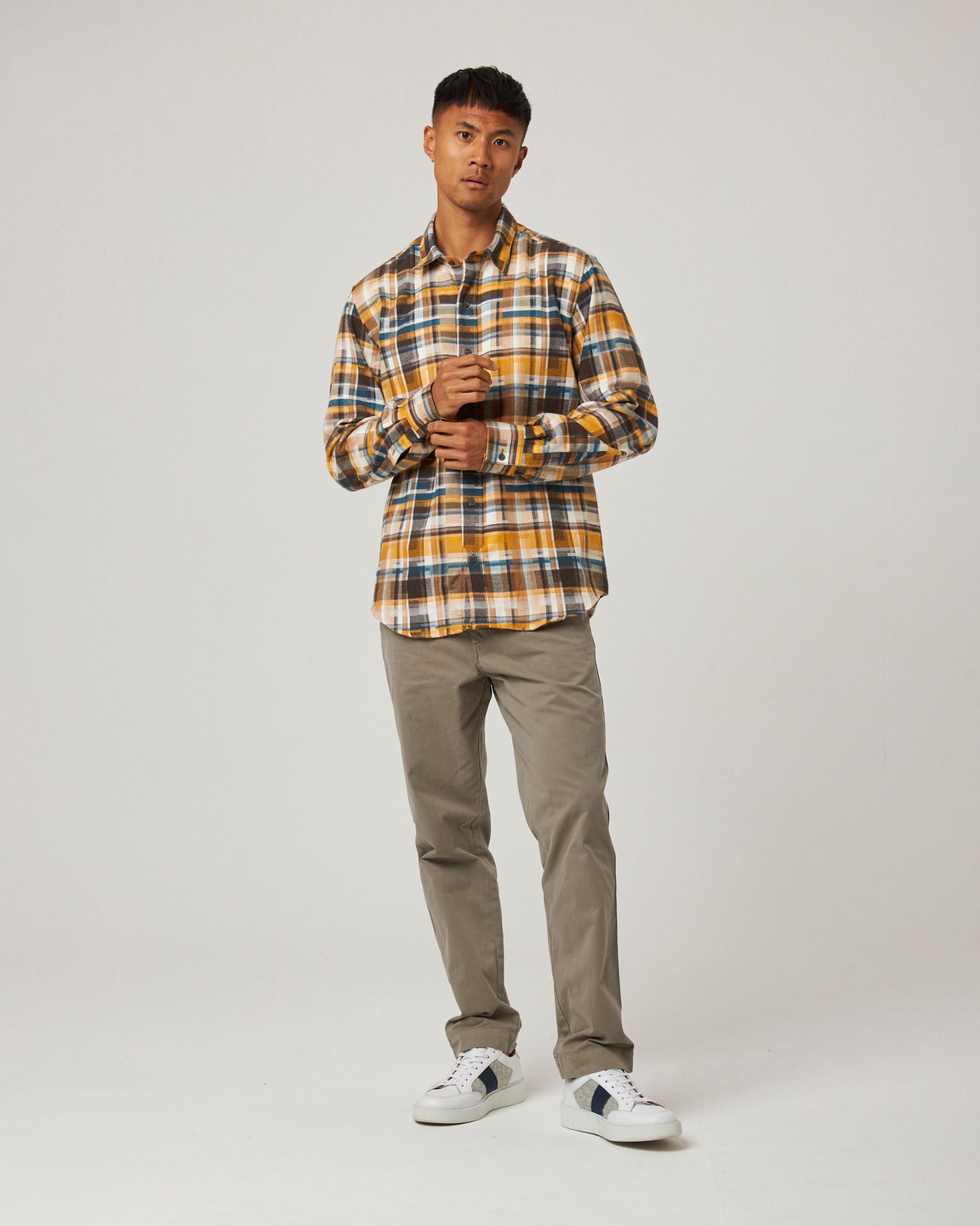 Image of model wearing Farley Shirt. Model is 6ft1in, chest size 38in and wearing size Large